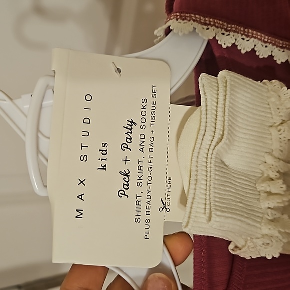 Pack and party girl plaid skirt set for little girls (size 4) - Picture 3 of 5